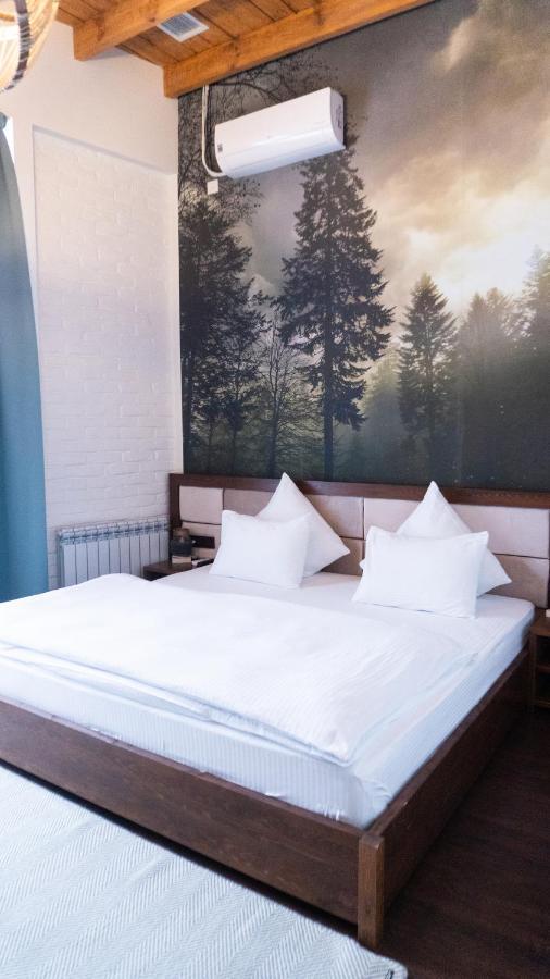 Alpen Park Hotel Shymkent Ngoại thất bức ảnh