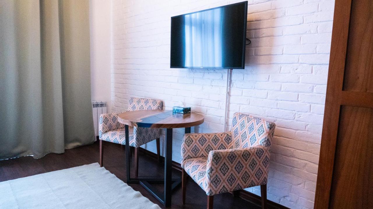 Alpen Park Hotel Shymkent Ngoại thất bức ảnh